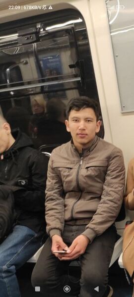 -,   Ali, 25 ,   ,   
