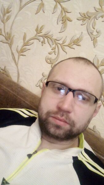  ,   M, 33 ,     , c 