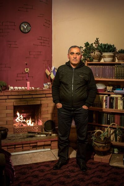  ,   Gocha, 59 ,   ,   , c 