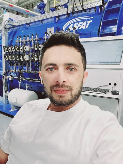  ,   Volkan, 35 ,   ,   