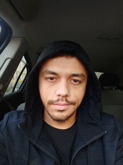  ,   Ilya, 33 ,   ,   