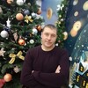  ,  Alex, 44