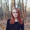  ,  Dina, 24