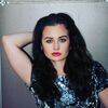  ,  Nika, 25