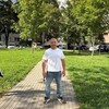   Nik