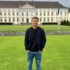 ,  Roman, 25