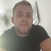  ,  Mantas, 32